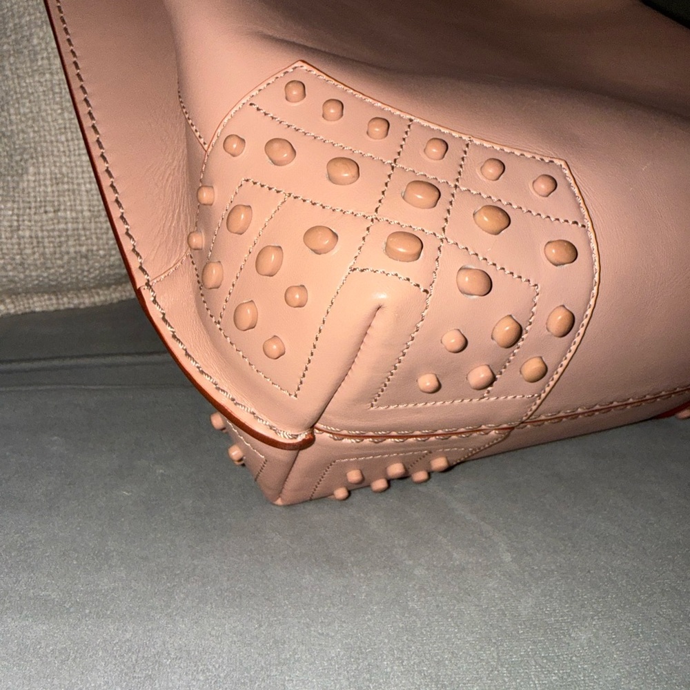 Tod's Wave Shopping Pink Beige Leather Tote Bag - Picture 6 of 10
